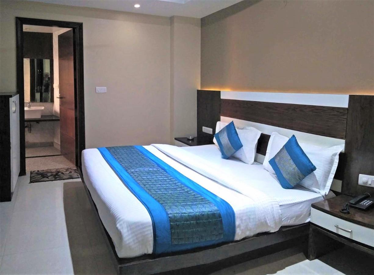 Raj Mahal Inn Nuova Delhi Esterno foto